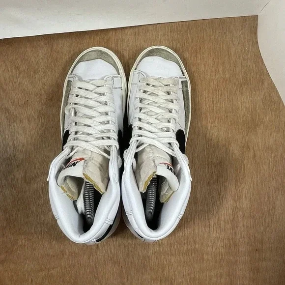 Nike Blazer Mid 77 Women Size 8.5 CZ1055-100 White Shoes Sneakers - Picture 5 of 8